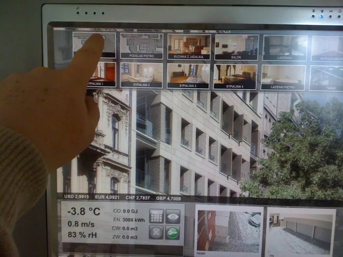 Sterowanie roletami i żaluzjami — automatyka fasady w budynku apartamentowym Silicon-Tech